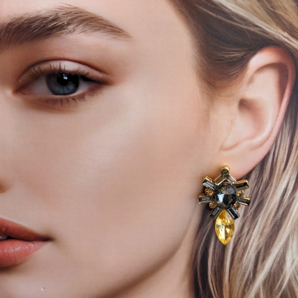 Vintage-Inspired Black & Yellow Rhinestone Earrings 1.25” - Picture 1 of 8